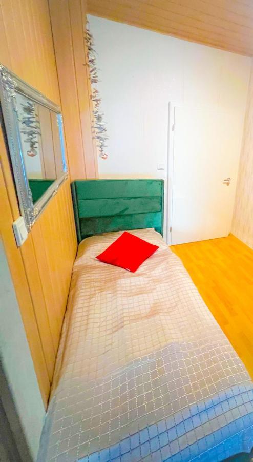 Casa20200: Spacious Near Berlin For Families And Businesses Apartment *